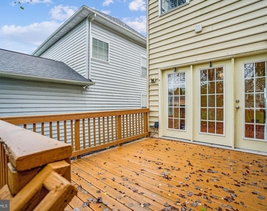 9305 Sumner Lake Boulevard - Photo Thumbnail 14