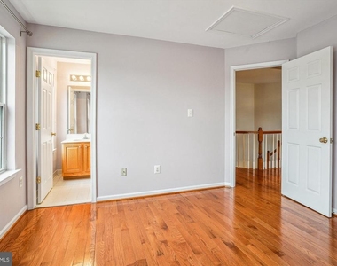 9305 Sumner Lake Boulevard - Photo Thumbnail 24