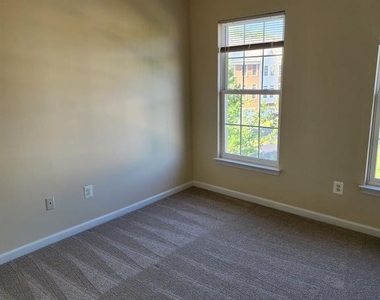 119 Misty Pond Terrace - Photo Thumbnail 11