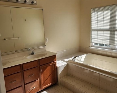 119 Misty Pond Terrace - Photo Thumbnail 9