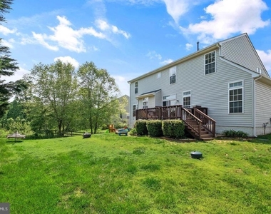662 Holly Hill Dr - Photo Thumbnail 21
