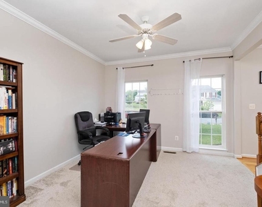 662 Holly Hill Dr - Photo Thumbnail 9