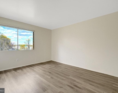 2904 Kings Chapel Road - Photo Thumbnail 18