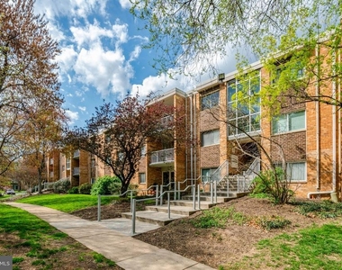 2904 Kings Chapel Road - Photo Thumbnail 2