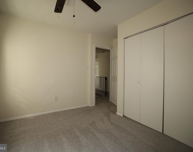 2400 Ansdel Court - Photo Thumbnail 12