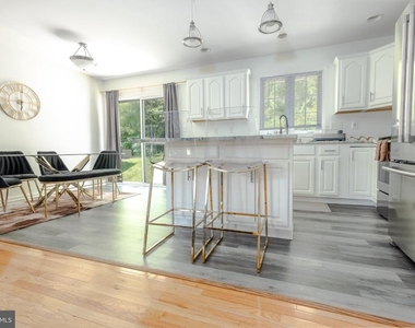 103 Mummert Circle - Photo Thumbnail 5