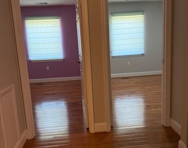 123 Cameron Street - Photo Thumbnail 57