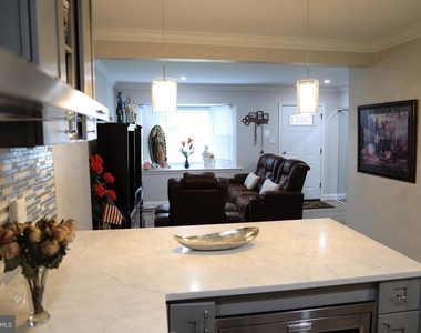 123 Cameron Street - Photo Thumbnail 8