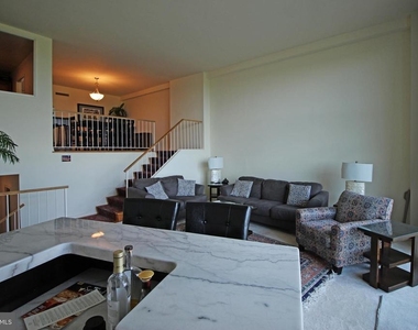 1200 Nash - Photo Thumbnail 29