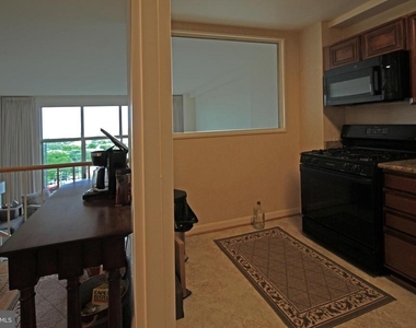 1200 Nash - Photo Thumbnail 38