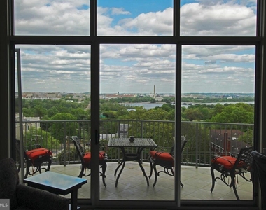 1200 Nash - Photo Thumbnail 2