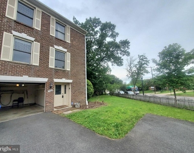 742 S Granada Street - Photo Thumbnail 32