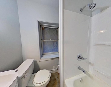 347 S George Street - Photo Thumbnail 4