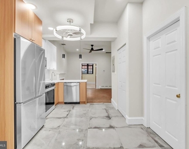 1823 S Broad Street - Photo Thumbnail 7