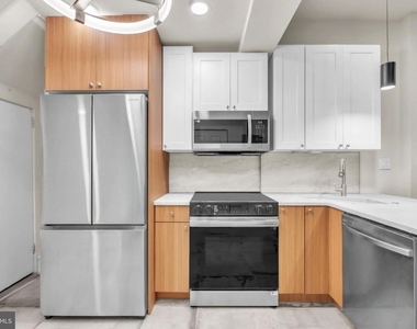 1823 S Broad Street - Photo Thumbnail 1