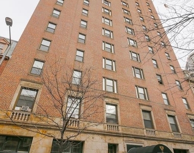 2031 Locust Street - Photo Thumbnail 13
