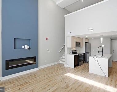 1000 W Girard Avenue - Photo Thumbnail 21