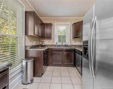 524 Pearl Street - Photo Thumbnail 9