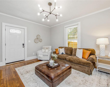 524 Pearl Street - Photo Thumbnail 3