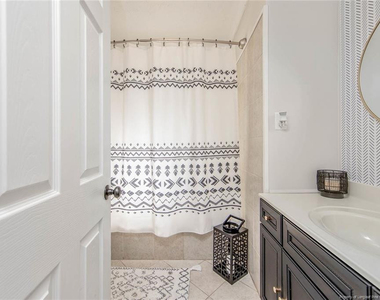 524 Pearl Street - Photo Thumbnail 16