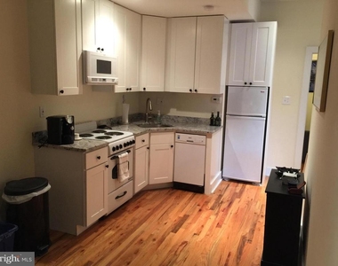 170 Grape Street - Photo Thumbnail 2