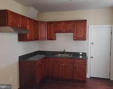 3050 Memphis Street - Photo Thumbnail 2