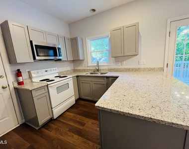 504 Quest Ridge Drive - Photo Thumbnail 5