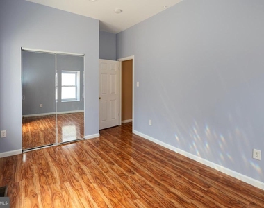3350 Conrad Street - Photo Thumbnail 7