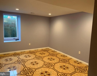 3350 Conrad Street - Photo Thumbnail 9