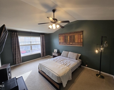 202 Storemont Way - Photo Thumbnail 14