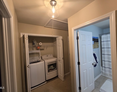 202 Storemont Way - Photo Thumbnail 17