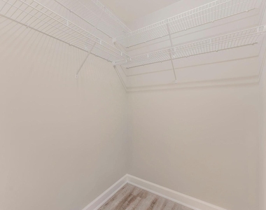 713 Samuel Cary Drive - Photo Thumbnail 38