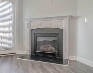 713 Samuel Cary Drive - Photo Thumbnail 11