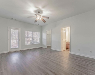 713 Samuel Cary Drive - Photo Thumbnail 7