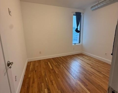 6229 Germantown Avenue - Photo Thumbnail 4