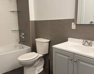 6229 Germantown Avenue - Photo Thumbnail 7