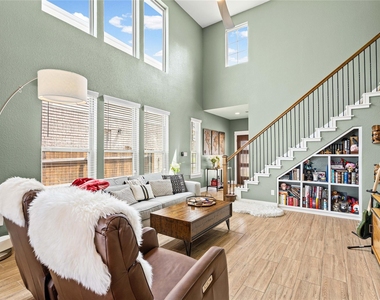 3202 Betony St - Photo Thumbnail 5