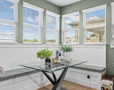 3202 Betony St - Photo Thumbnail 7