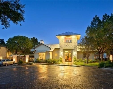 2800 Bartons Bluff Ln - Photo Thumbnail 5