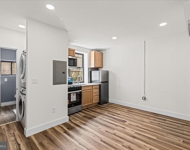 1222 Chancellor Street - Photo Thumbnail 2