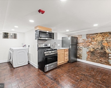 1222 Chancellor Street - Photo Thumbnail 4