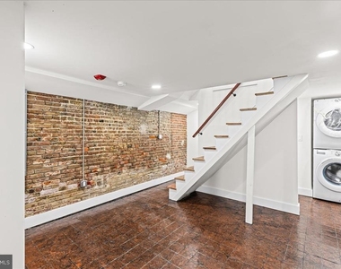 1222 Chancellor Street - Photo Thumbnail 8