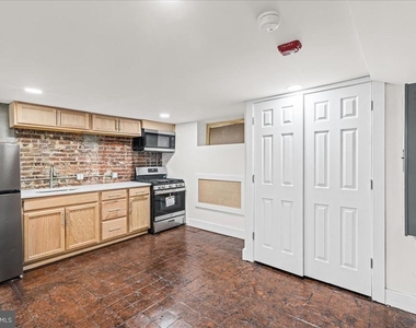 1222 Chancellor Street - Photo Thumbnail 6