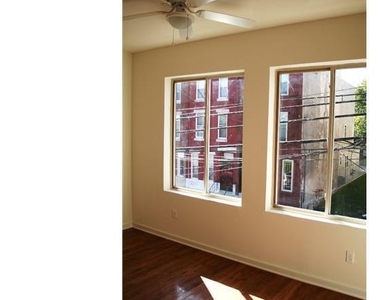 1817 N 17th Street - Photo Thumbnail 3
