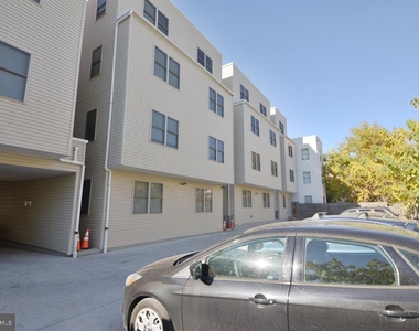 1835 N 17th Street - Photo Thumbnail 12