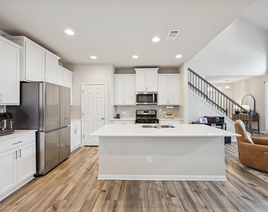 12000 Corsicana Trl - Photo Thumbnail 5
