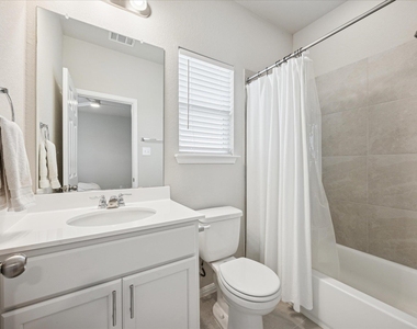 12000 Corsicana Trl - Photo Thumbnail 18