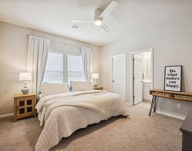 12000 Corsicana Trl - Photo Thumbnail 17