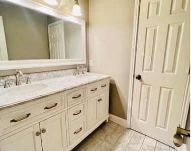 2311 Encino Mist - Photo Thumbnail 10