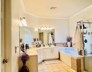 2311 Encino Mist - Photo Thumbnail 7